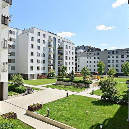 Wola Apartment Warschau Buitenkant foto