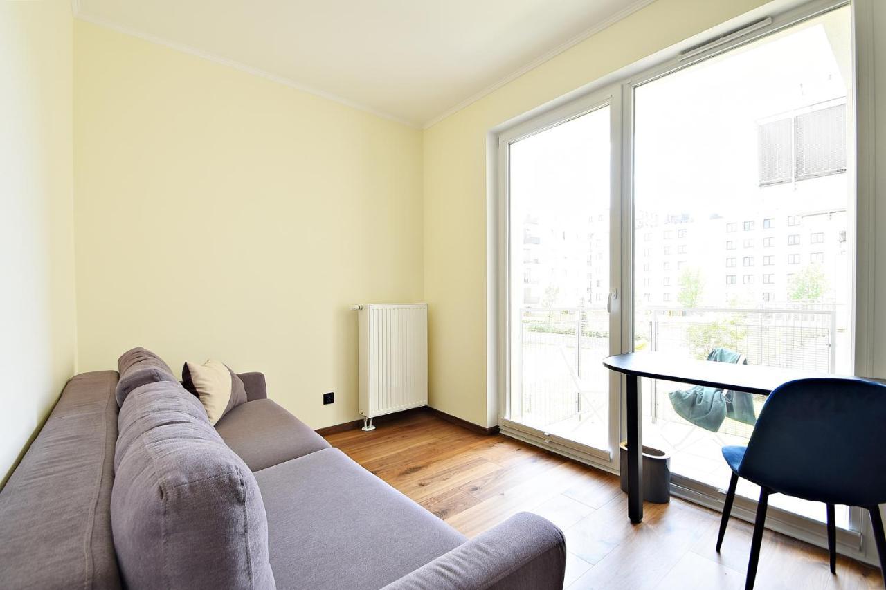 Wola Apartment Warschau Buitenkant foto