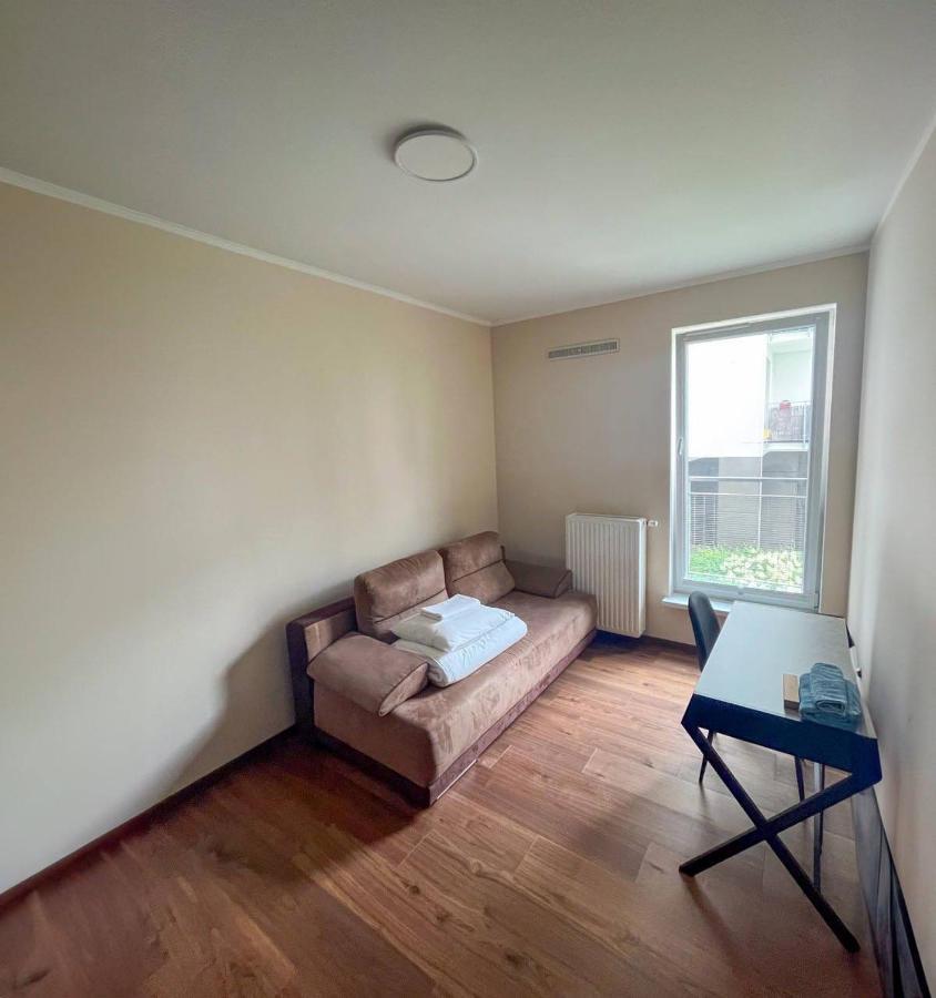 Wola Apartment Warschau Buitenkant foto