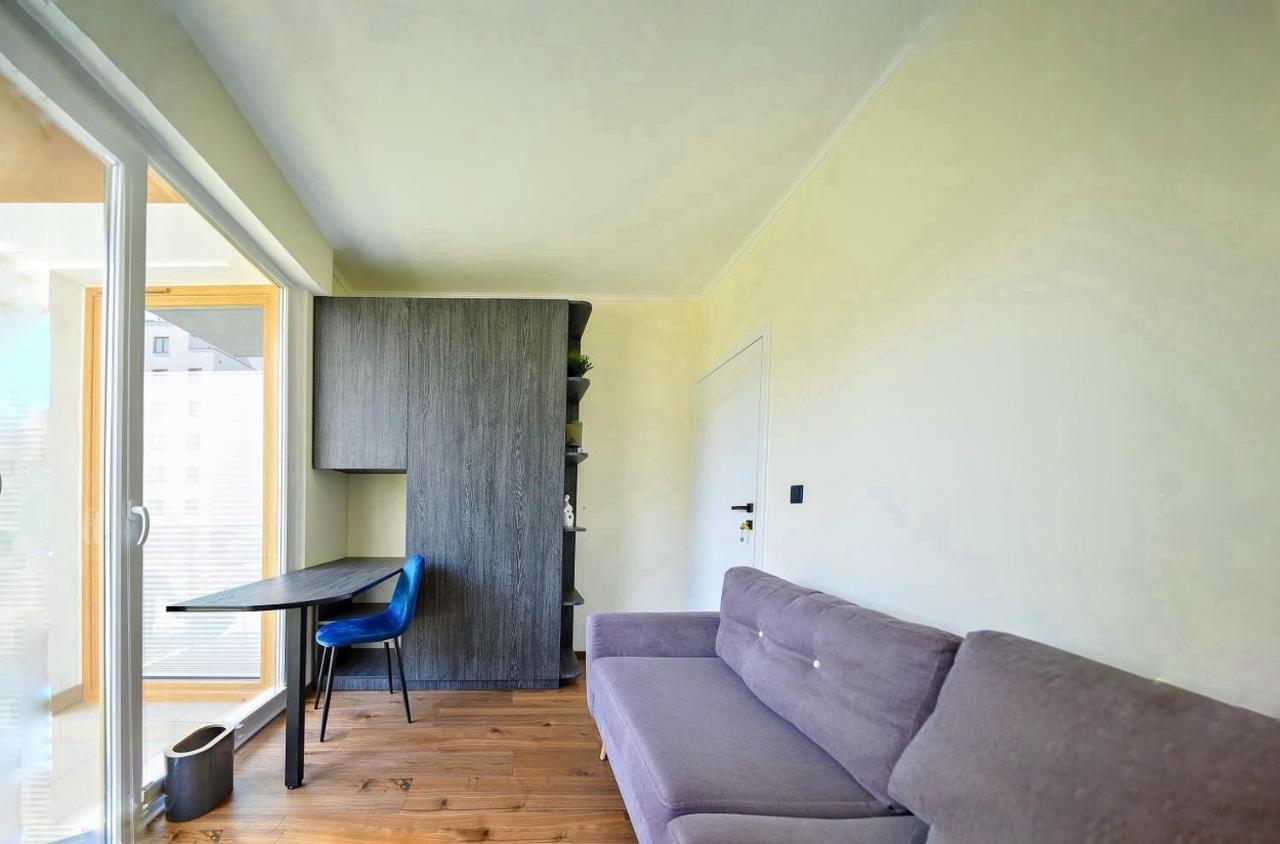 Wola Apartment Warschau Buitenkant foto